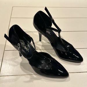 Strapy black heels. New without tags.